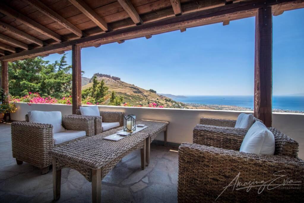 Villa Kasteli - Secret Beauty In The Mountains Каристос Экстерьер фото