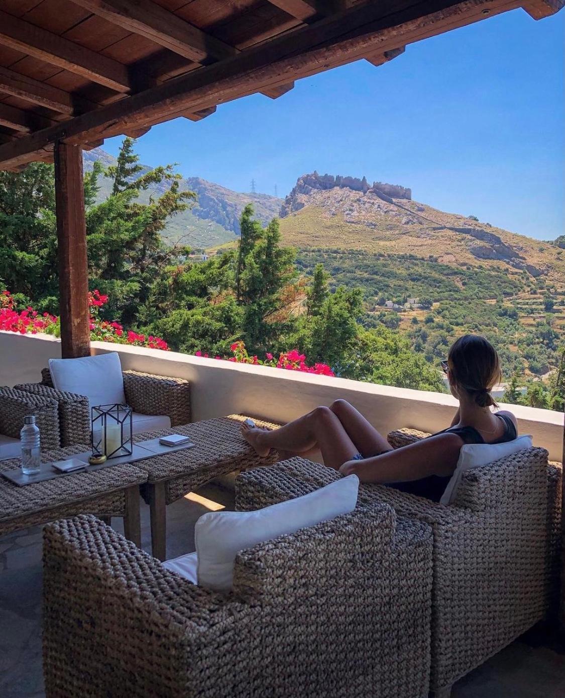 Villa Kasteli - Secret Beauty In The Mountains Каристос Экстерьер фото