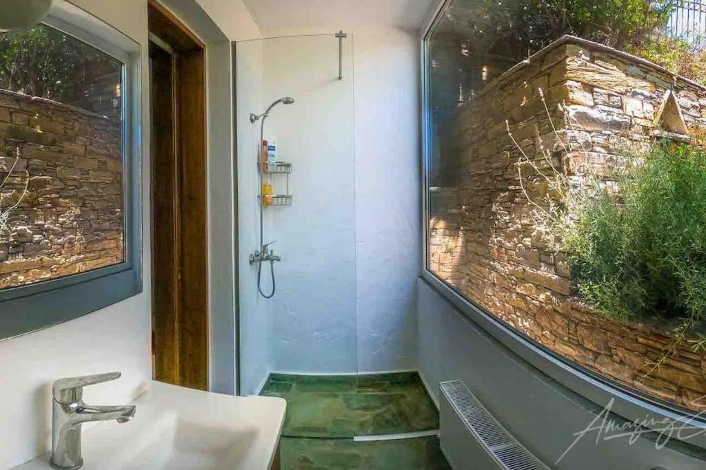 Villa Kasteli - Secret Beauty In The Mountains Каристос Экстерьер фото