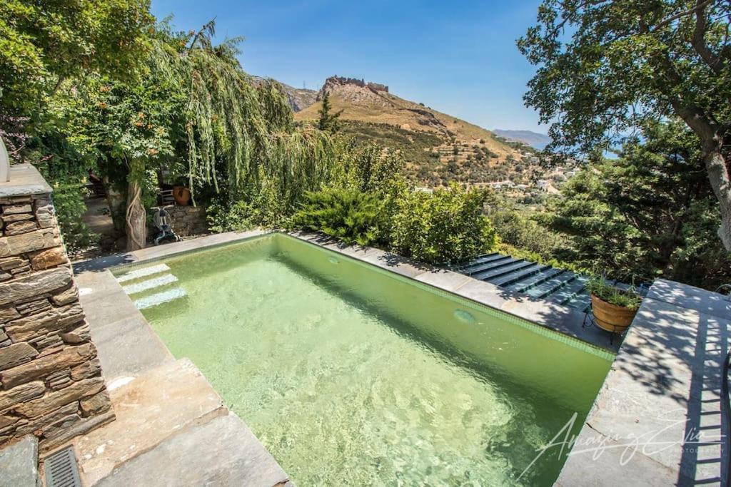 Villa Kasteli - Secret Beauty In The Mountains Каристос Экстерьер фото