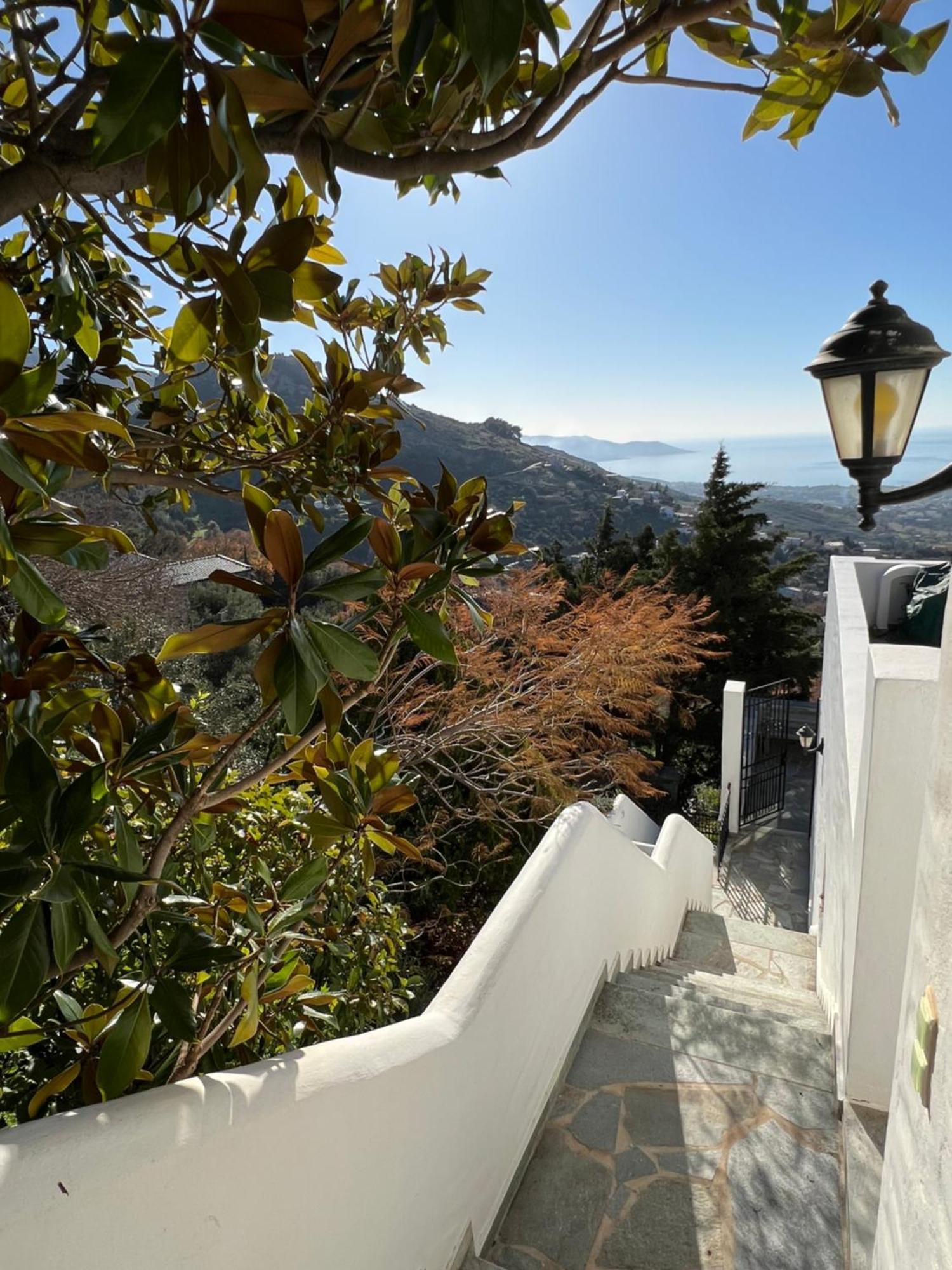 Villa Kasteli - Secret Beauty In The Mountains Каристос Экстерьер фото