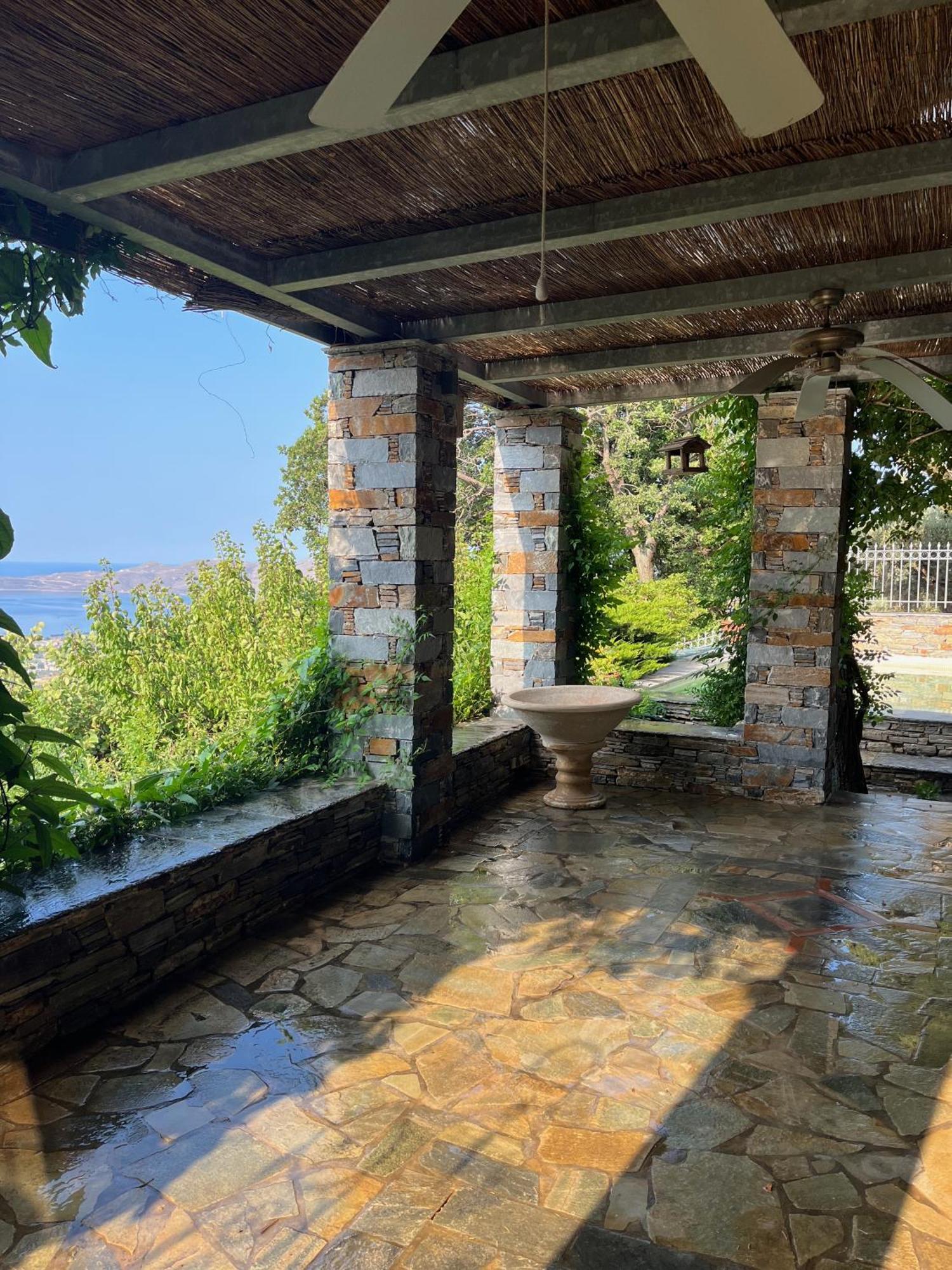 Villa Kasteli - Secret Beauty In The Mountains Каристос Экстерьер фото
